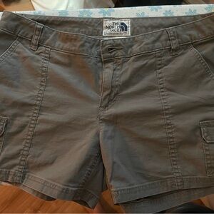 Size ten north face cargo short